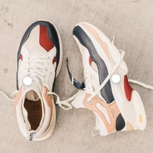 Brandblack – Saga Sneaker (Balenciaga Look)